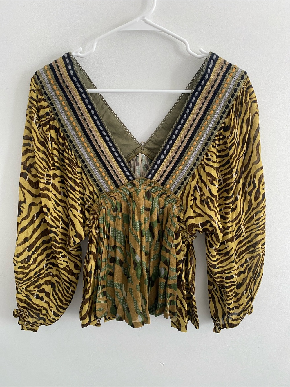 Anthropologie Conditions Apply Double V Animal Print SMALL